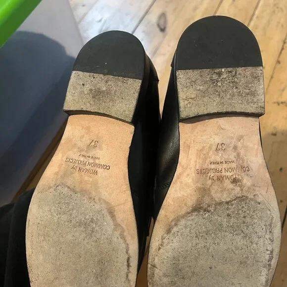 Women by Common Projects black leather loafer - Picture 8 of 9